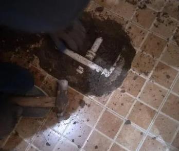 庄河卫生间漏水维修公司为您分享下卫生间渗水如何处理及注意事项